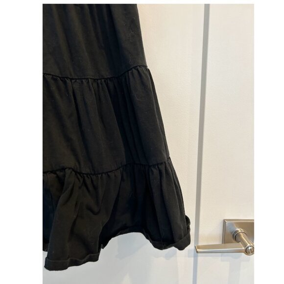 black dress - Picture 3 of 5